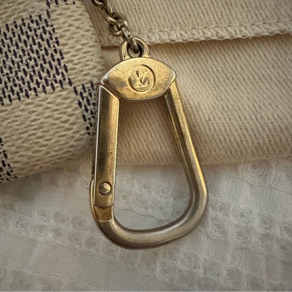 Louis Vuitton Damier Azur Pouchette - Picture 7 of 11